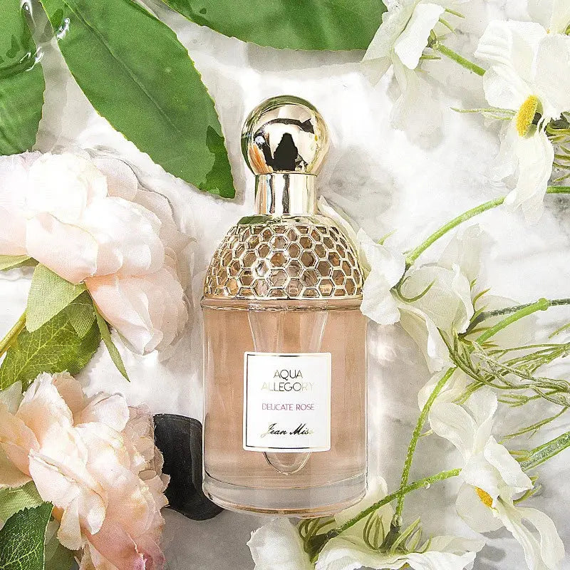 Flower Language perfume Original brand perfume Flower Language Women's perfume has a fresh, natural and long-lasting floral and fruity scent. Perfumes
